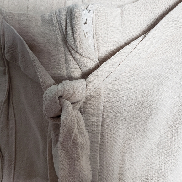Adyson Parker Ivory Shorts - Picture 4 of 7